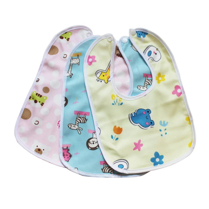 Babero impermeable con estampado